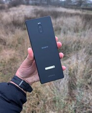 索尼 Xperia 5G 智能手机原型。(图片来源：OLX）