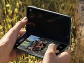 即将发布的Apple 的泄露显示屏尺寸与上图中的 Oppo Find N2 非常接近。(图片来源：Oppo）