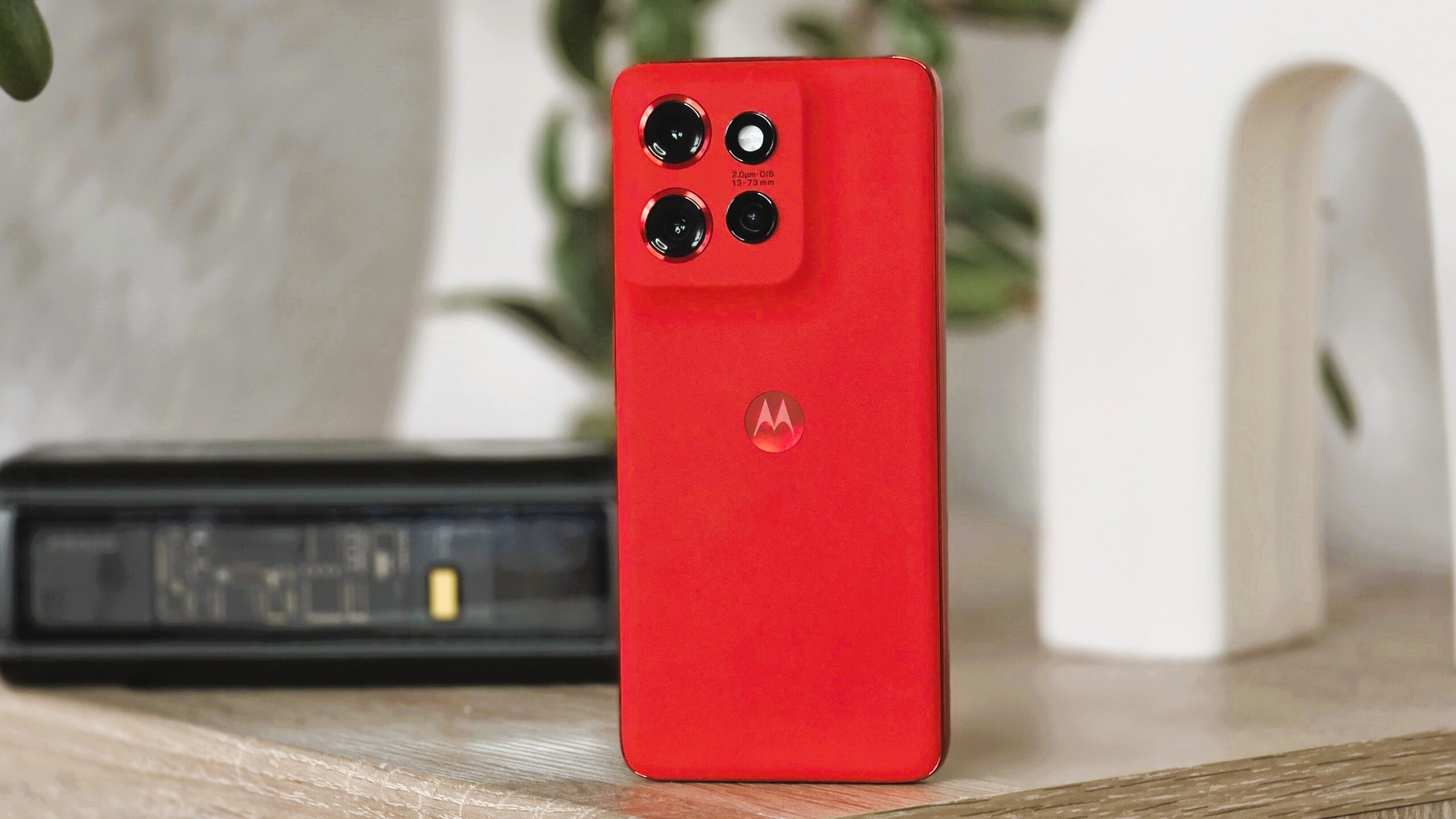 摩托罗拉 Edge 60 Neo 智能手机评测