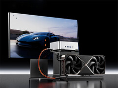 装有 SFX PSU、NvidiaGeForce RTX GPU 和迷你 PC 的 EG01。(图片来源:Aoostar)