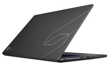 微星 Stealth 16 AI+。(图片来源:微星)