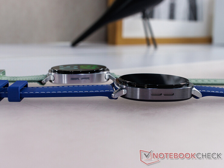 三星称，Watch 8 比上一代产品薄 11%。图：两种尺寸的 Watch 8。(图片来源：Notebookcheck）