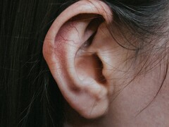 人耳近景