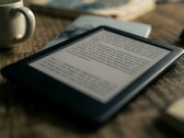 如果你认真阅读，Kindle 并不是奢侈品......它显然是下一步的选择（图片来源：Felipepelaquim on Unsplash）