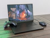 Razer Blade 16 RTX 5080 笔记本电脑评测：几乎一样快，却便宜很多