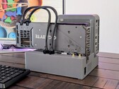 Beelink 的迷你 PC eGPU 底座现已开源。(图片来源：Notebookcheck / Allen Ngo）