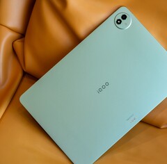 爱奇艺 Pad 5 Pro。(图片来源：新科技微博）