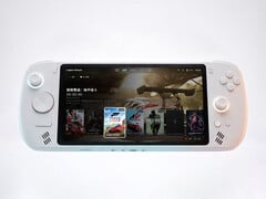 Legion C700 是一款云游戏掌机。图为该设备的正面宣传图。