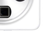 根据一位可靠的泄密者透露，有史以来第一张描绘 OPPO Find X8 Ultra 摄像头实物的图片已经出现。(图片来源：Ace100xd）