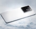 Realme GT7 配备了 Dimensity 9400+ 和 7200 毫安时电池。(图片来源：Realme）