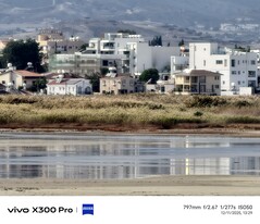 Vivo X300 Pro（不带远摄转换器）800 毫米