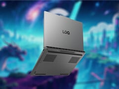 LOQ 15IPH11 仅提供月光灰配色,外壳为塑料材质。