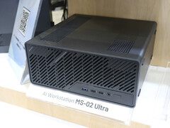 Minisforum MS-02 Ultra 在相对小巧的外壳中容纳了很多东西。(图片来源：PC Watch）