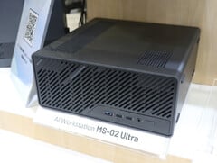 Minisforum MS-02 Ultra 在相对小巧的外壳中容纳了很多东西。(图片来源：PC Watch）