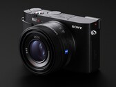 索尼 RX1R III 在小巧的机身中搭载了 6100 万像素全画幅传感器（图片来源：索尼）