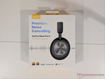 EarFun Wave Pro X 耳机的零售包装。