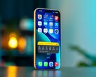 图中 iPhone 17 Pro 的后继机型有望配备更好的显示屏。