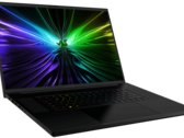 Razer Blade 18 (2024) 配备了雷电 5 端口（图片来源：Razer）