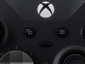 Xbox Elite 无线手柄第二代的特写镜头。