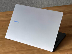 三星Galaxy Book4 Pro 16