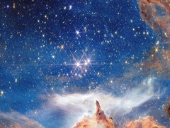 韦伯拍摄的年轻星团 Pismis 24（图片来源：NASA、ESA、CSA 和 STScI；已裁剪）。