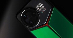 红米 K80 Pro 冠军版。(图片来源：小米）