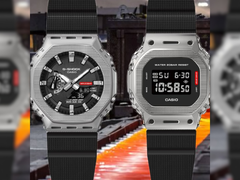 图为卡西欧 G-Shock GM-2100M-1JF（左）和 GM-5600M-1JF（右）。(图片来源：@geesgshock on Instagram）