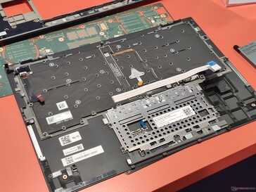 新键盘框架的背面:必要时可将键盘从框架上取下 (图片来源:Benjamin Herzig)