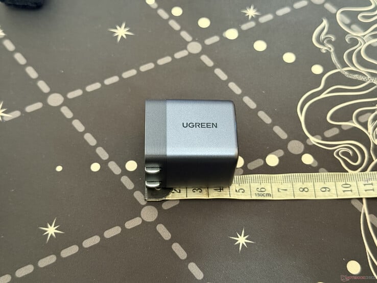Ugreen Nexode Air 65W 长度