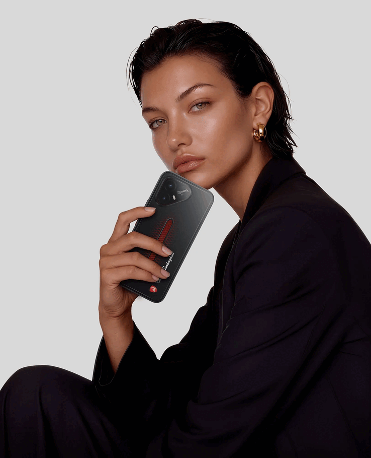 Pova 8 Pro 5G 托尼诺·兰博基尼限量版机型