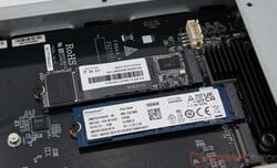 Minisforum N5 Pro 的大容量存储设备