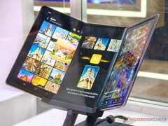 三星首款三折手机如何折叠？One UI 8 中发现的一段动画提供了具体线索。(图片来源：Notebookcheck）