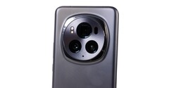 Honor Magic6 Pro。(图片来源：Notebookcheck）