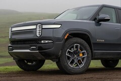 Rivian R1S 再次更新了一些实用的软件功能。(图片来源：Rivian）