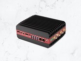 SolidRun Bedrock RAI300 mini PC 采用 12 核 AMD Ryzen AI 9 HX 370 APU，内存容量高达 128 GB。(图片来源：Bedrock）