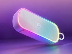 A-bean SP101 扬声器具有 IPX7 防水等级。图：白色配色的无线扬声器。