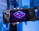 Predator Atlas 7 最高可搭载 Arc G3 Extreme 显卡。图为:一张经过编辑的宣传图,展示了这款游戏掌机的正面。
