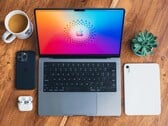 下一代 MacBook Pro 预计会更轻，但厚度几乎不会减小。