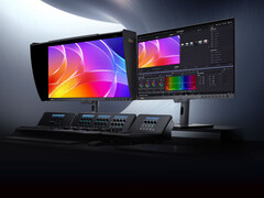 ProArt Display OLED PA32USD 可通过 Thunderbolt 4 以最高 96 W 的功率为连接的设备充电。