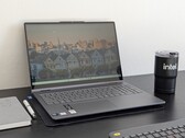 联想 IdeaPad 5 二合一 16IAL10 评测：配备英特尔 Arrow Lake 处理器的大屏幕可折叠笔记本电脑
