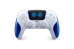 Astro Bot 限量版控制器的触摸板上有 Astro 的眼睛。(图片来源:PlayStation on X/Twitter)