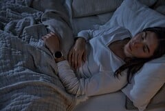 与 Venu 3 智能手表（如图）不同，Garmin 即将推出的 Index 睡眠监测器将佩戴在上臂而非手腕上。( 图片来源：Garmin)