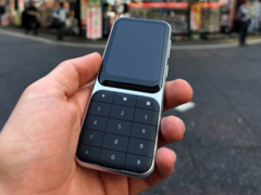 Sidephone（如图）是一款即将推出的傻瓜手机，计划于今年推出。(图片来源：Reddit）