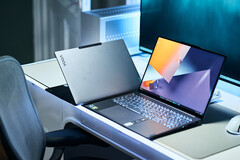 我们最近评测过的联想 Yoga Pro 9i 的继任者已经泄露，它将搭载高达 RTX 5070 的笔记本 GPU。(图片来源：Notebookcheck）