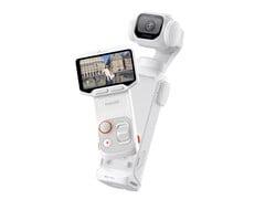 这款2英寸OLED遥控显示屏可从Insta360 Luna Pro 8K云台相机上拆下。