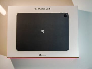 OnePlus Pad Go 2 零售包装盒。(图片来源：Notebookcheck）