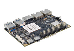 Banana Pi BPI-M7 起价 165 美元，配备 8 GB 内存和 64 GB 存储空间。(图片来源：Banana Pi）