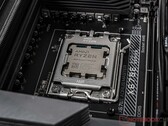 至少一款 AMD Zen 5 X3D CPU 可能在未来几周内推出（图片来源：Notebookcheck）