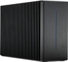 OWC ThunderBlade X12 RAID 硬盘为 Thunderbolt 5 计算机带来高达 96 TB 的快速 8K/3D/VR 媒体存储。(图片来源：OWC）