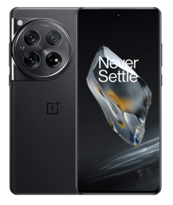 OnePlus 12 5G。评测机由 OnePlus India 提供。